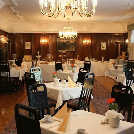 Schlosshotel Post Edelfreisitz Sprengenstein Imst Dış mekan fotoğraf
