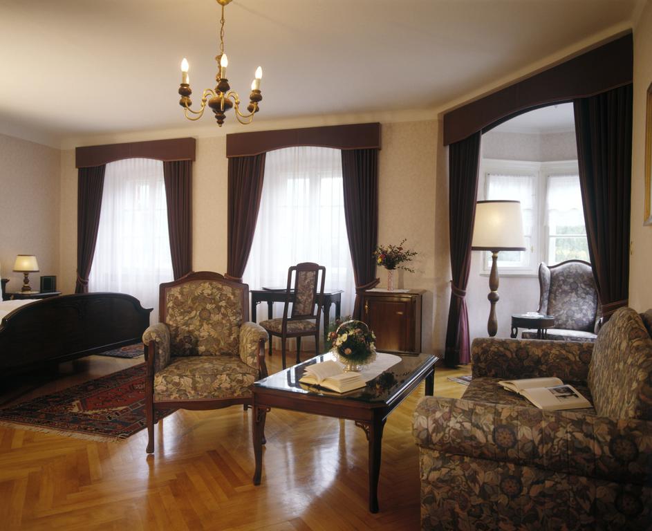 Schlosshotel Post Edelfreisitz Sprengenstein Imst Dış mekan fotoğraf