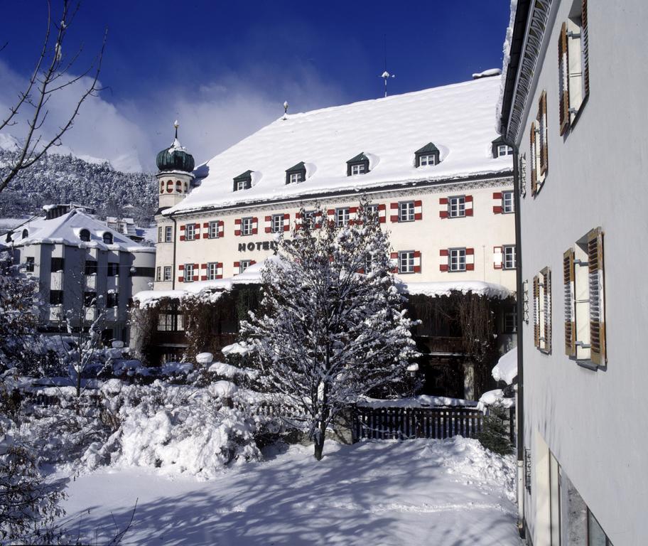 Schlosshotel Post Edelfreisitz Sprengenstein Imst Oda fotoğraf